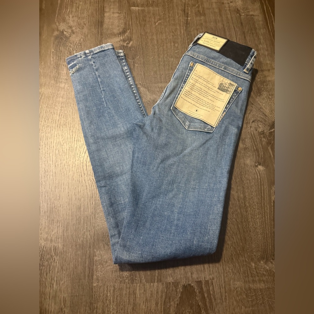 NWT Neuw Vintage Skinny Mid Rise Skinny Marilyn Ankle in Ramblin